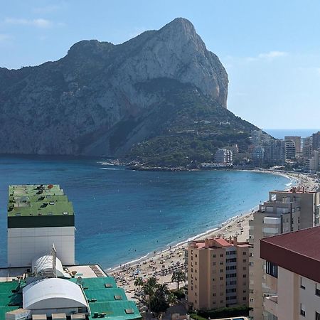 100 M From Fossa Beach In Calpe Kültér fotó