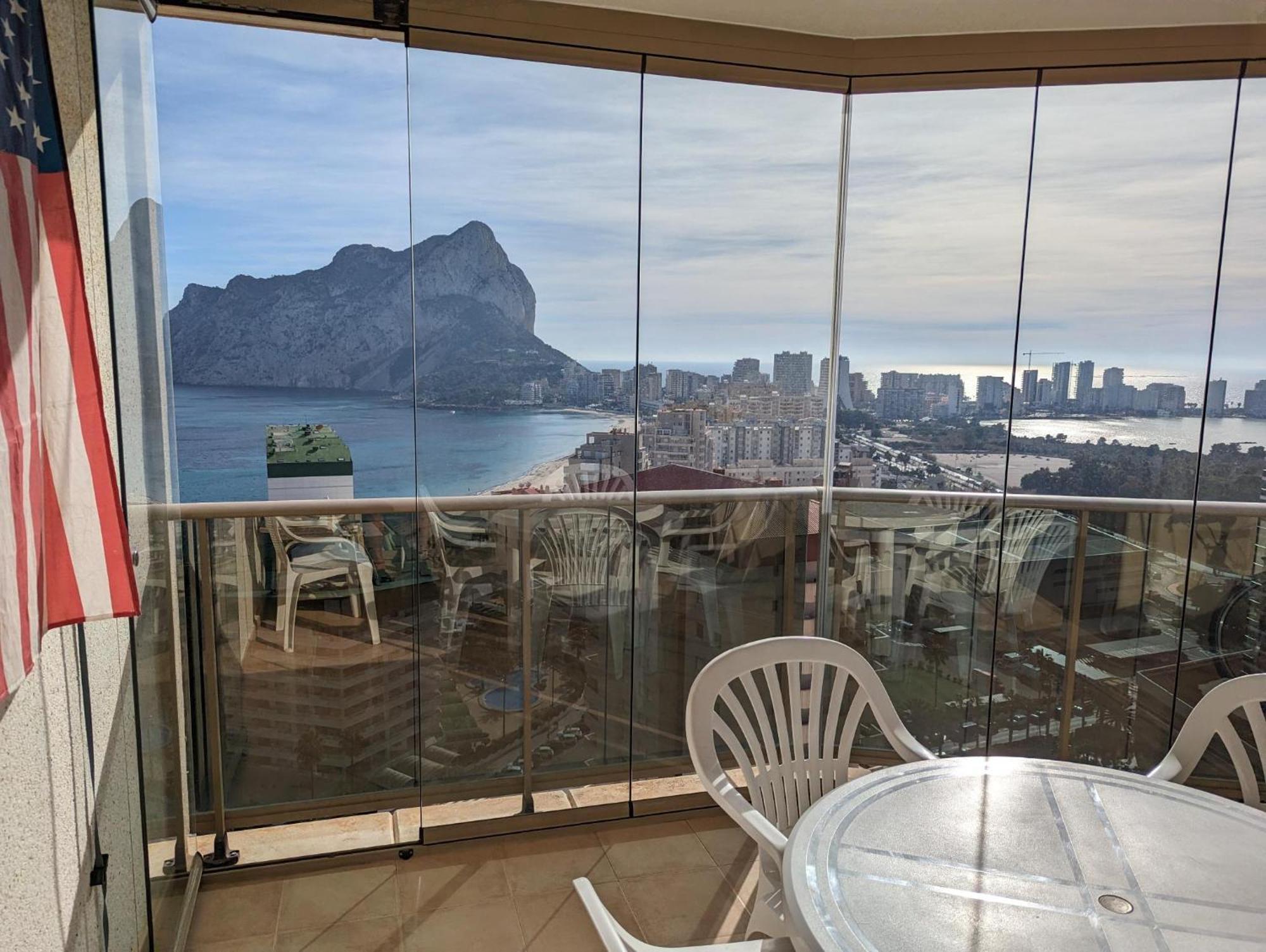 100 M From Fossa Beach In Calpe Kültér fotó